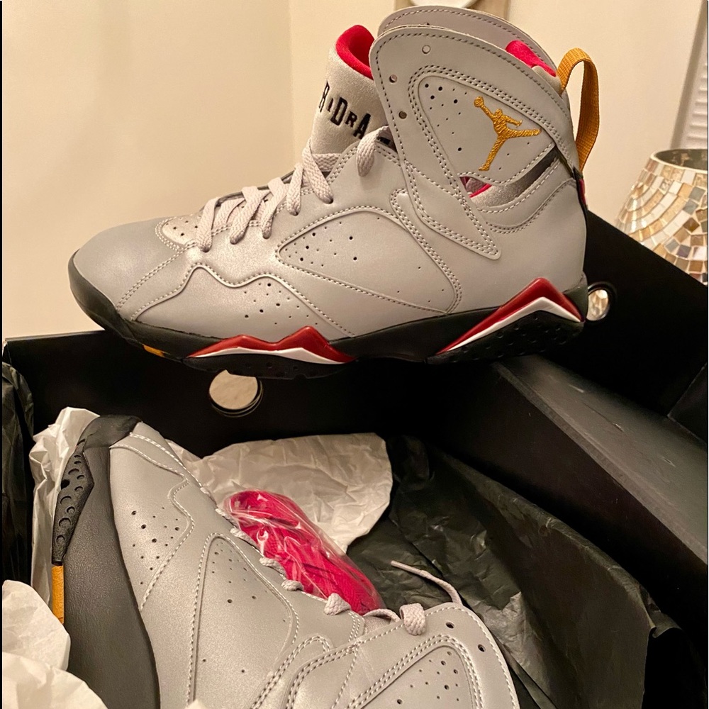 Silver Jordan 7’s